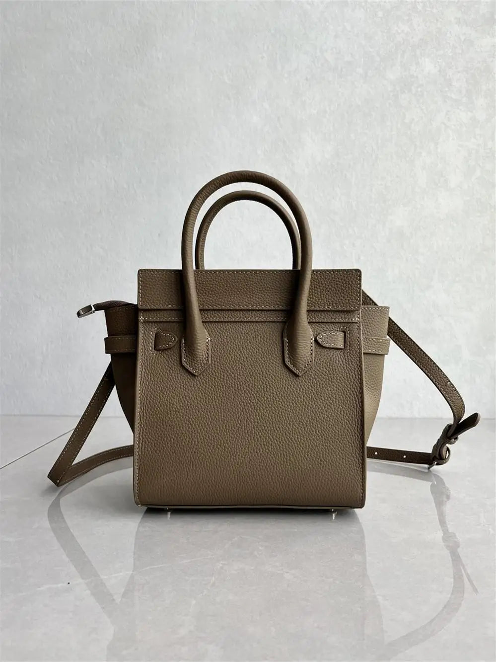 Sac à main New Wing Bag 2025, tendance, en cuir de vachette, simple et pratique, à bandoulière inclinée, pour femme.