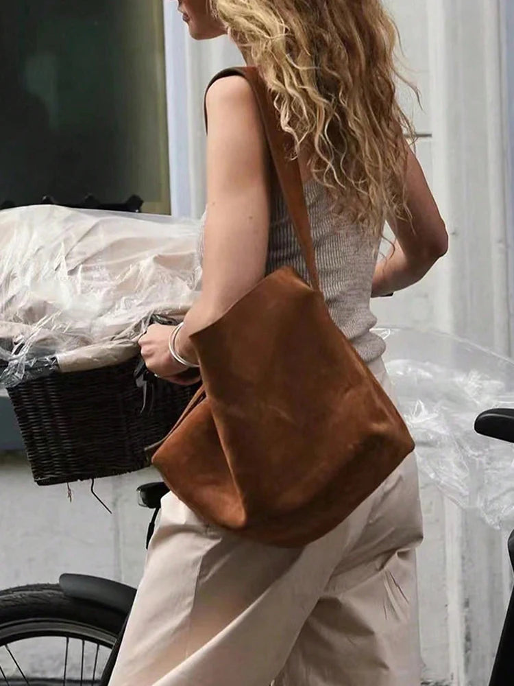 Chic & Pratique : Le Sac Bandoulière Rétro Indispensable