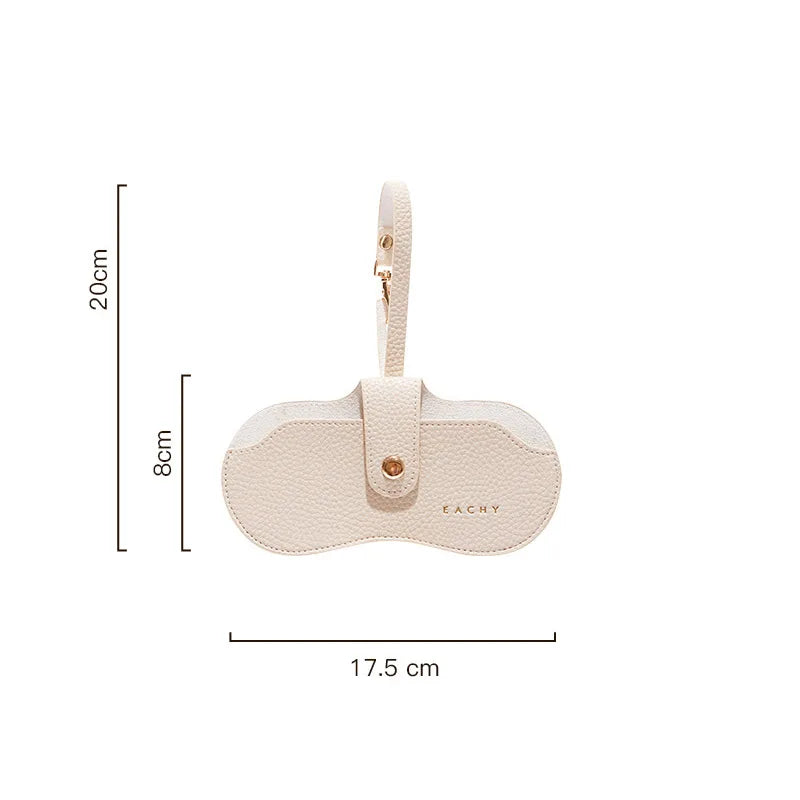 Sac à Ailes Luxe — Grand Format en Suédine Noire, Détails Or & Argent