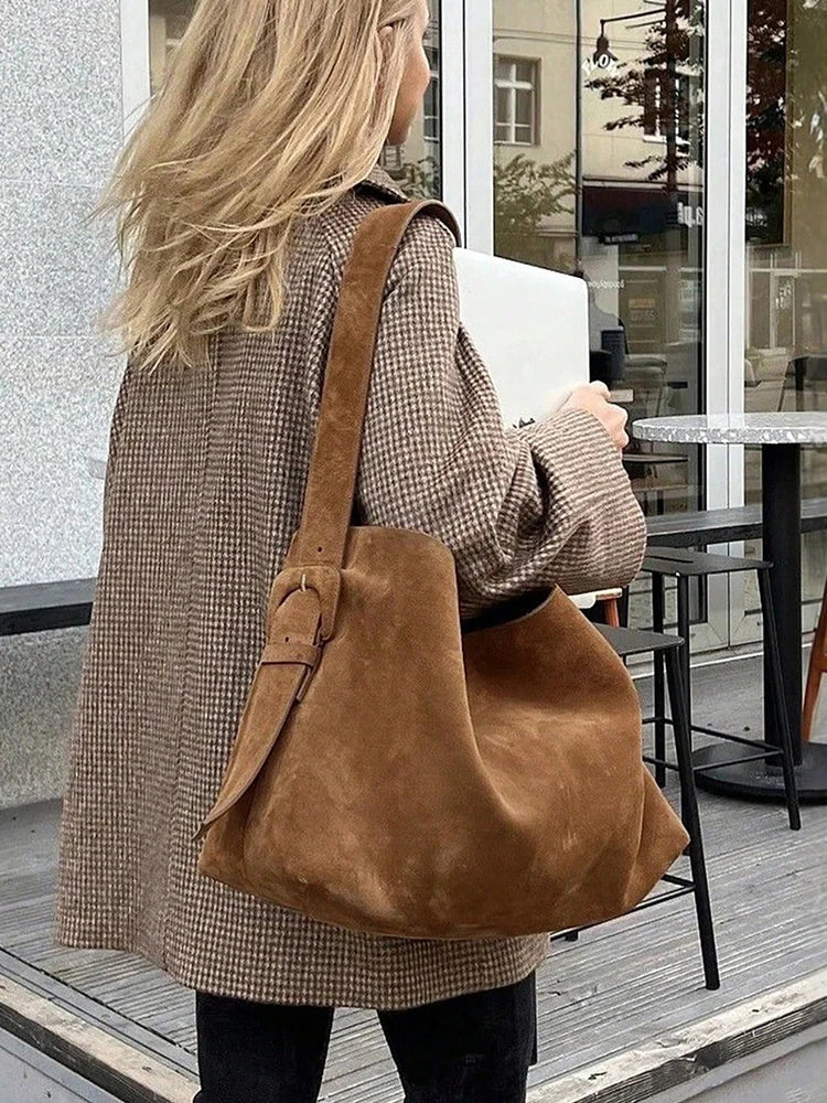Chic & Pratique : Le Sac Bandoulière Rétro Indispensable