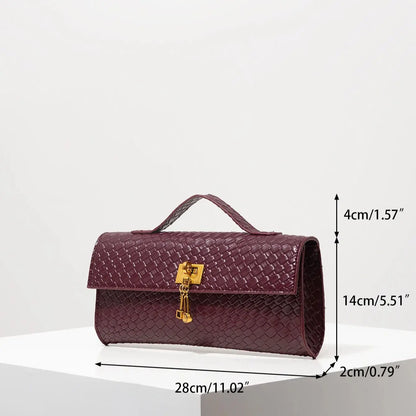 Sac Bordeaux Vintage : L’Accessoire Chic Absolu